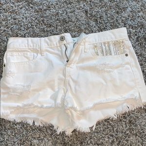 White Abercrombie shorts